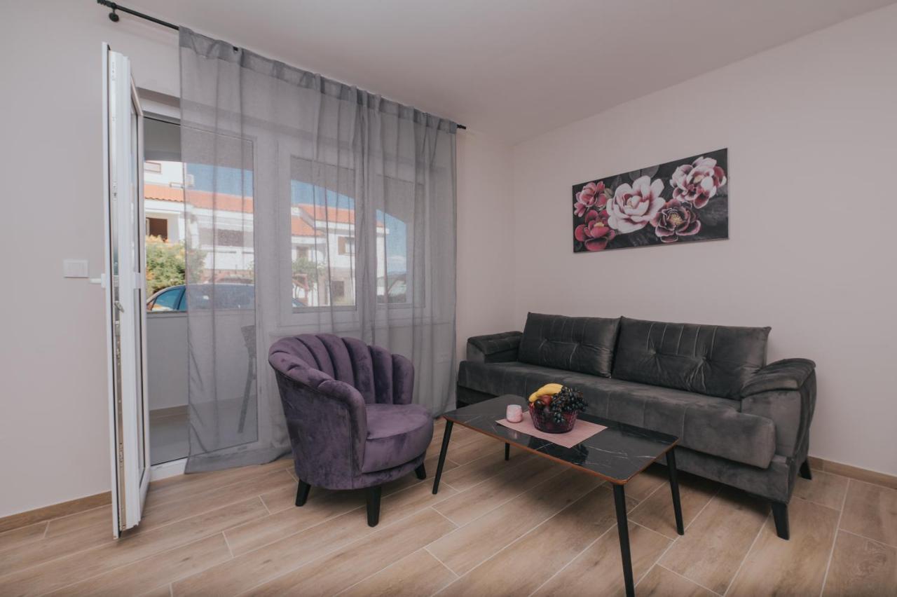 Apartments Virgine Maria I バスカ エクステリア 写真
