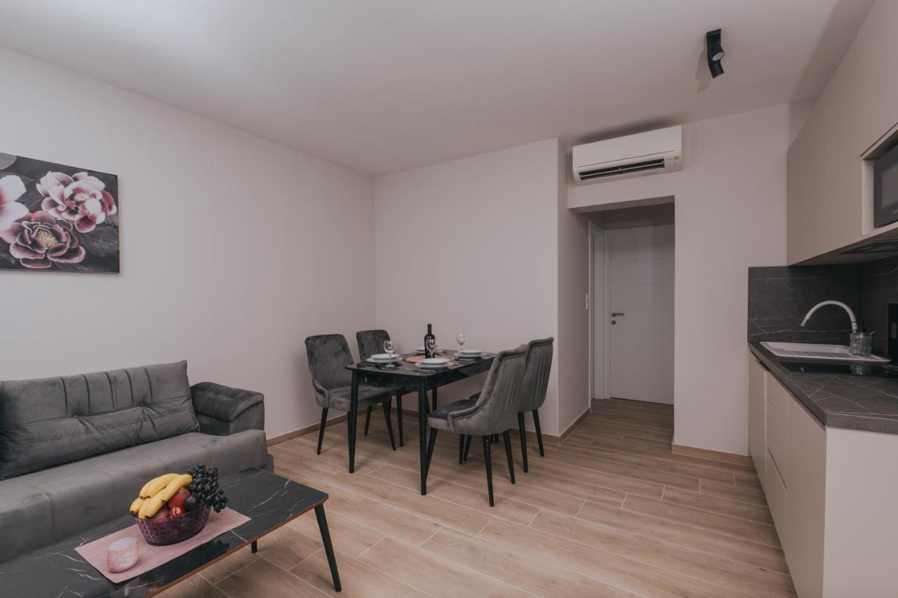 Apartments Virgine Maria I バスカ エクステリア 写真