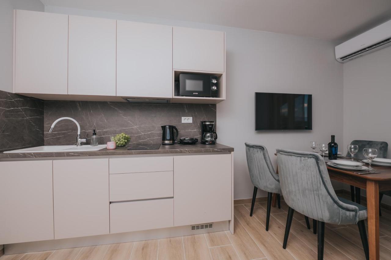 Apartments Virgine Maria I バスカ エクステリア 写真