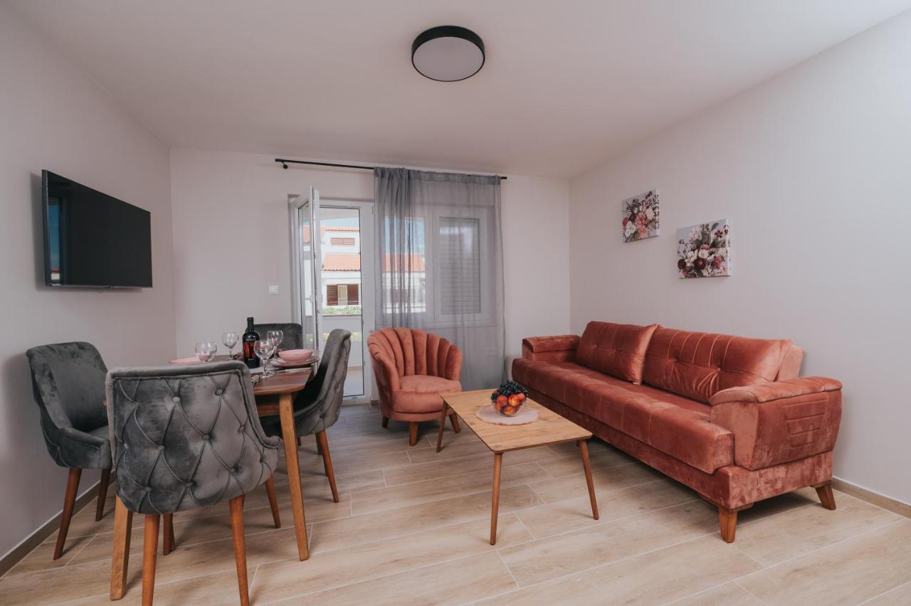 Apartments Virgine Maria I バスカ エクステリア 写真