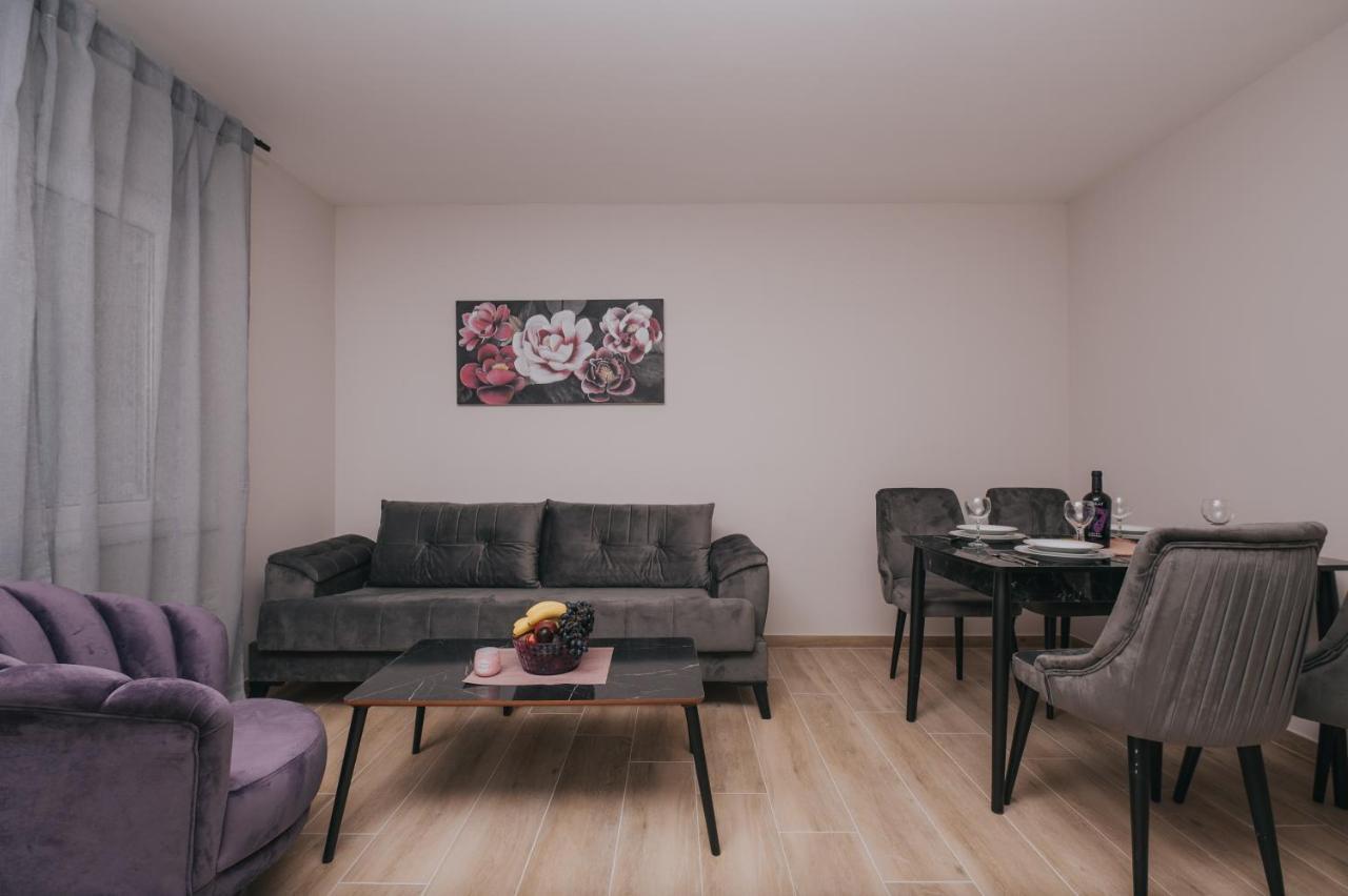 Apartments Virgine Maria I バスカ エクステリア 写真