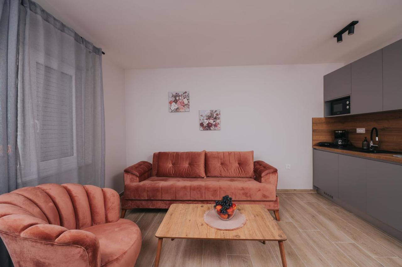 Apartments Virgine Maria I バスカ エクステリア 写真