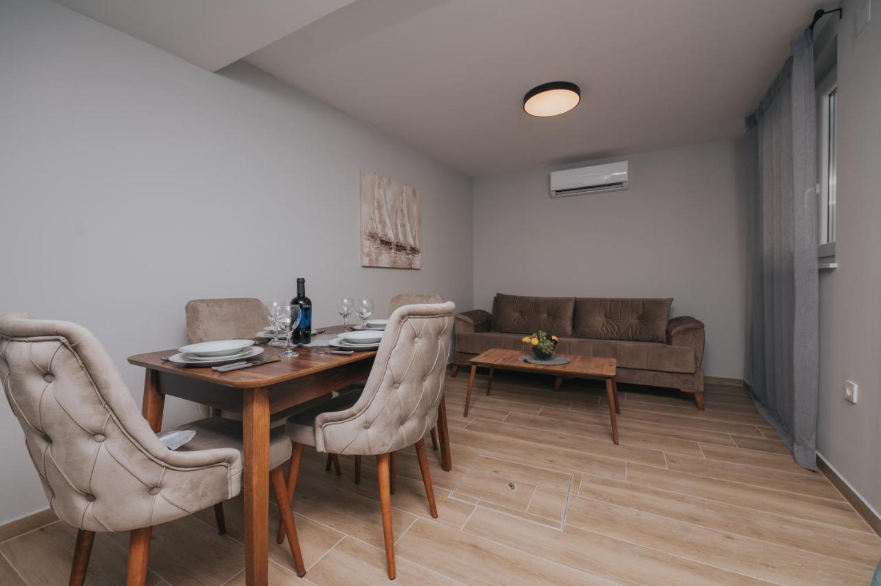 Apartments Virgine Maria I バスカ エクステリア 写真